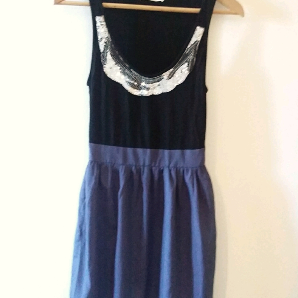 Women's Lush Sequence Neckline Dress Size XS